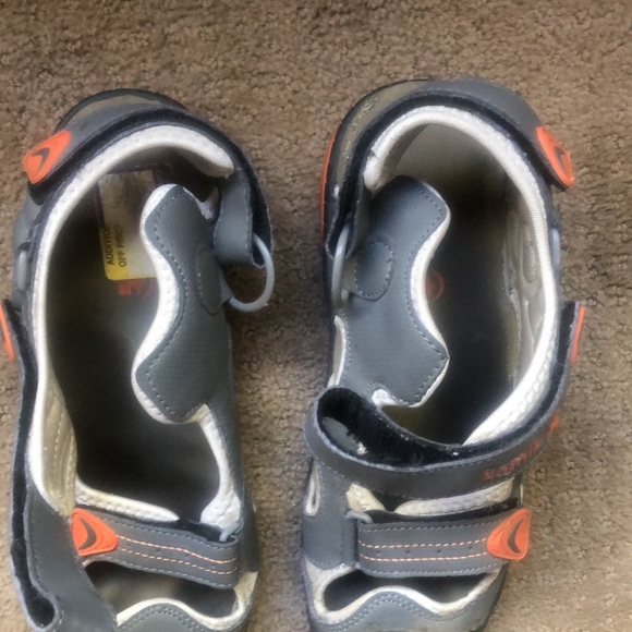 Kamik Adjustable Sandals | Size 8 - Picture 6 of 6